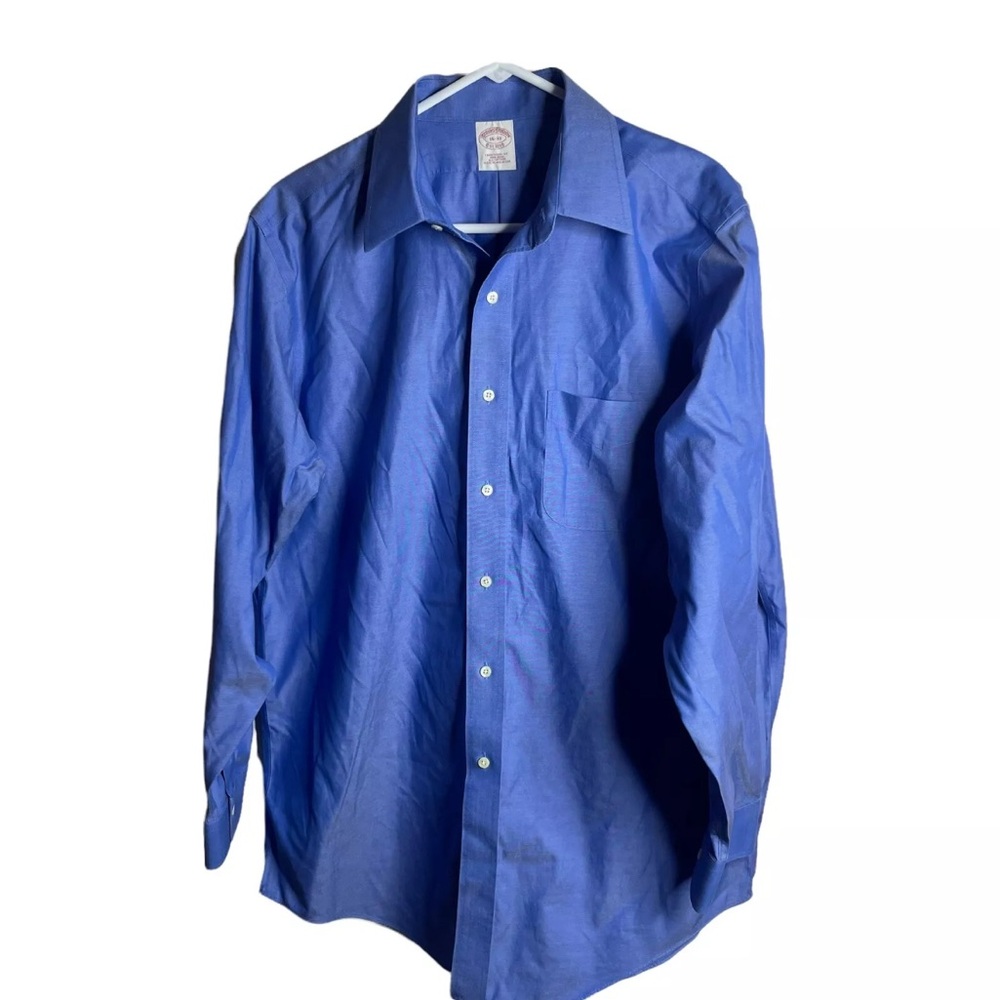 Brooks Brothers Regent Dress Shirt Men’s 16 33 Button Up Long Sleeve Blue